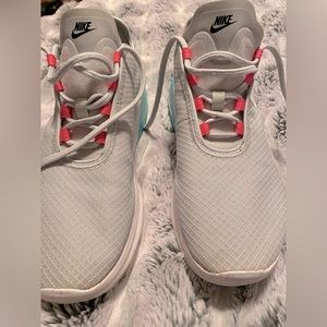 Nike air max motion grey pink turquoise